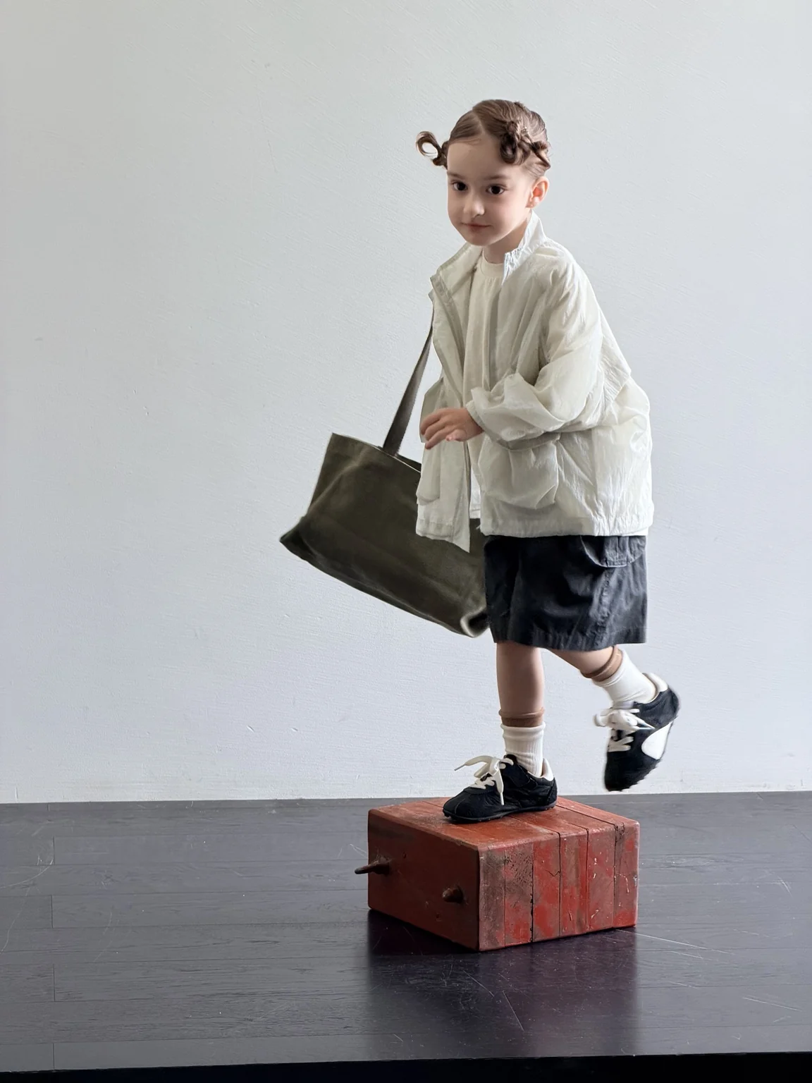 TOTOLO KIDS light outerwear